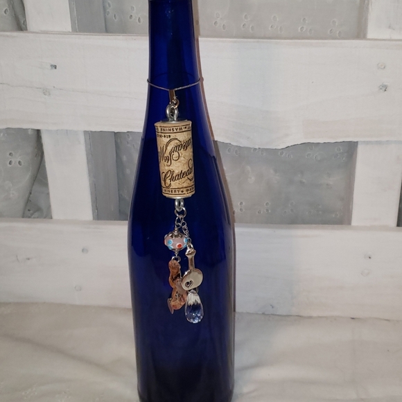 Wine Bottle, Liquor Bottle Charm,Key Chain - Picture 5 of 12